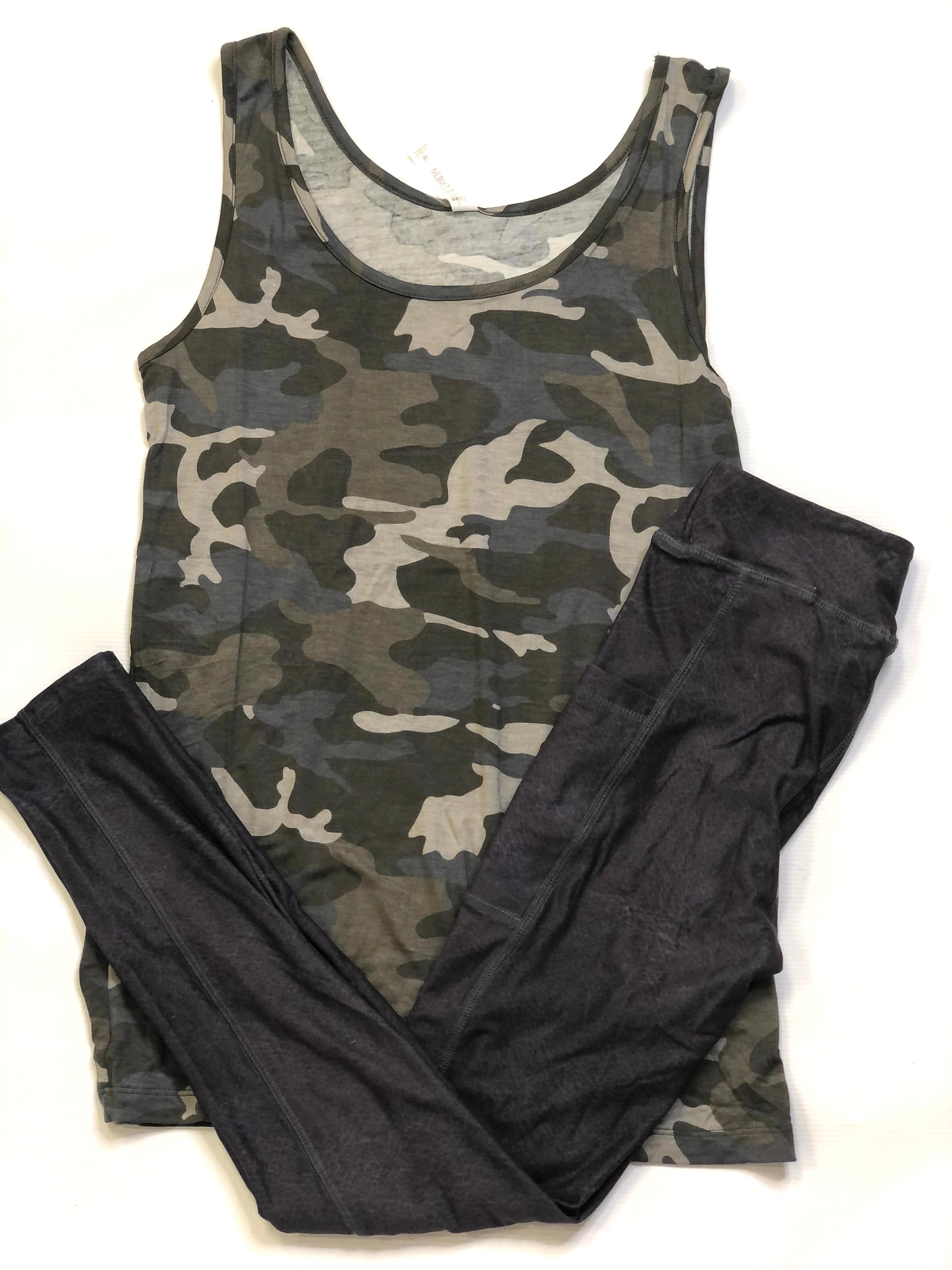 Camo long tank scoop neck