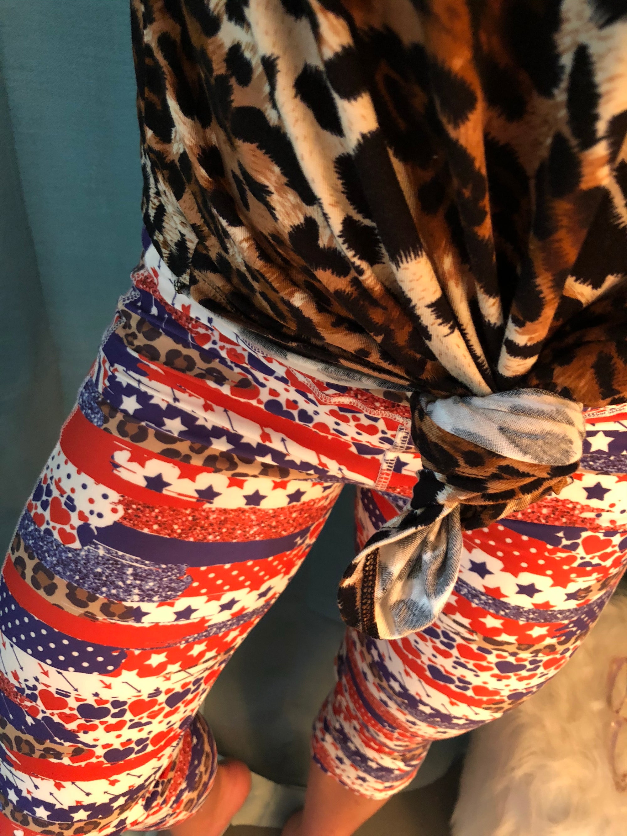 Patriotic Cheetah Capri with pocekts